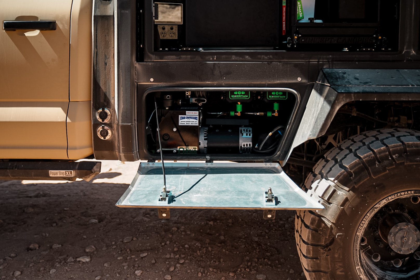 Waking up in Aus Team Tests the Jedair Compressor in Remote Australia
